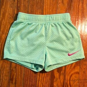 Nike Mesh Track Shorts - Size 3-4